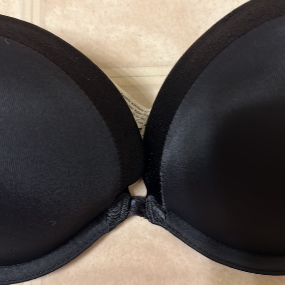 Maidenform Barely There Bra 34B Underwire Satin Feel Lightly Padded Adjustable - Picture 2 of 9